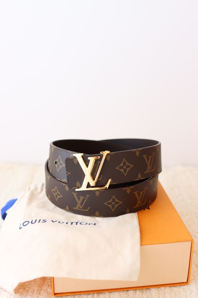 l0vis Vvtt0n belts